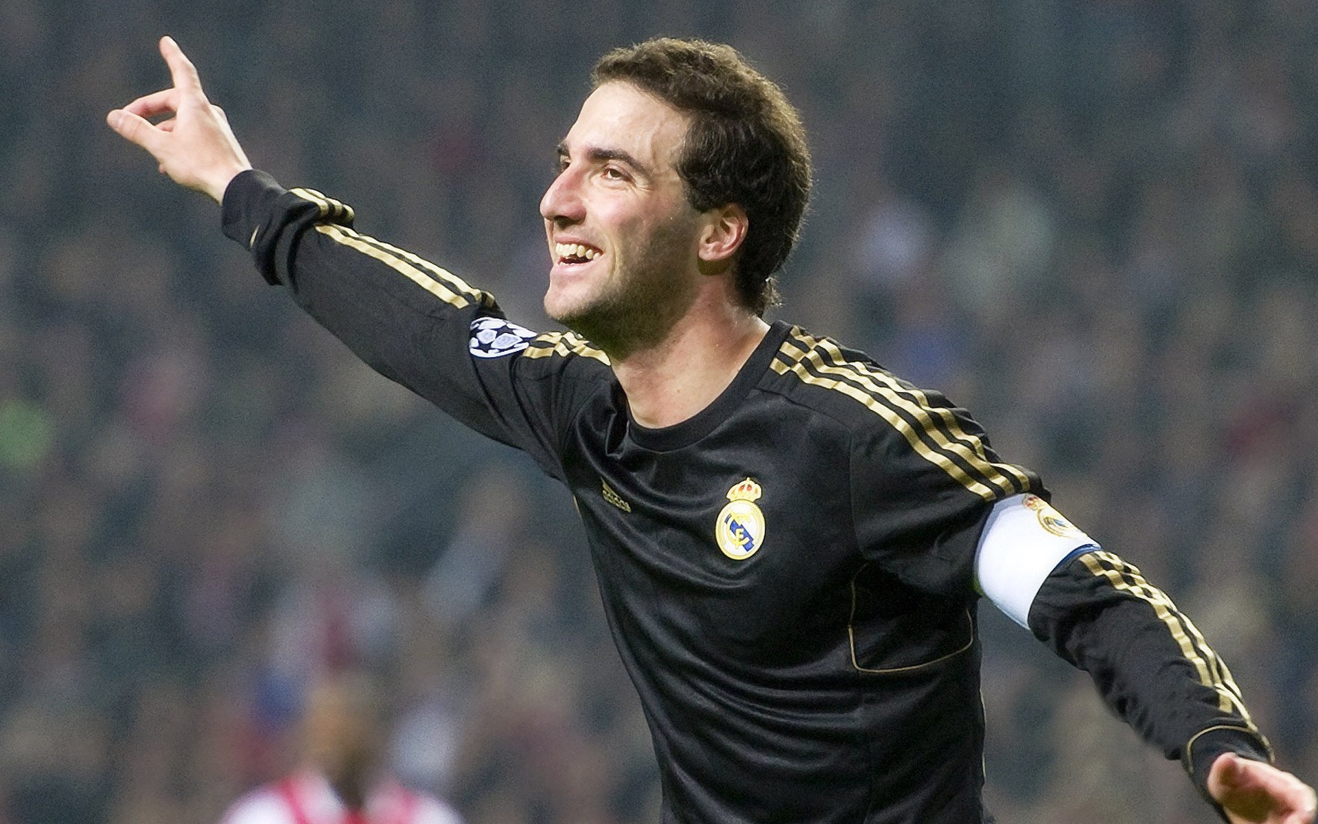 爱游戏-利物浦展现实力，大胜暗香疯传的敌人，利物浦!